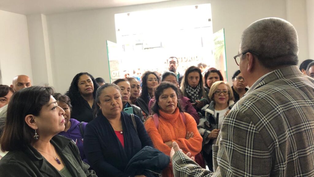 Confrontan a Homero Meneses; personal de Educación Artística y Tecnológica manifiesta su inconformidad por cambio de asignaciones