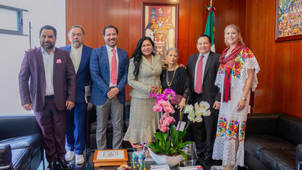 Inscriben en Muro de Honor del Senado nombres de Felipe Carrillo Puerto y Elvia Carrillo Puerto