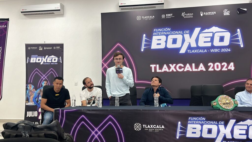 LEYENDAS DEL BOXEO COMPARTEN EXPERIENCIAS DE ÉXITO CONTRA LAS ADICCIONES