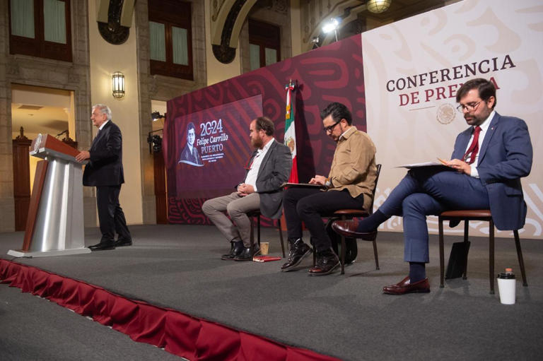 AMLO: es probable que sigan con Sheinbaum titulares del IMSS y Cofepris