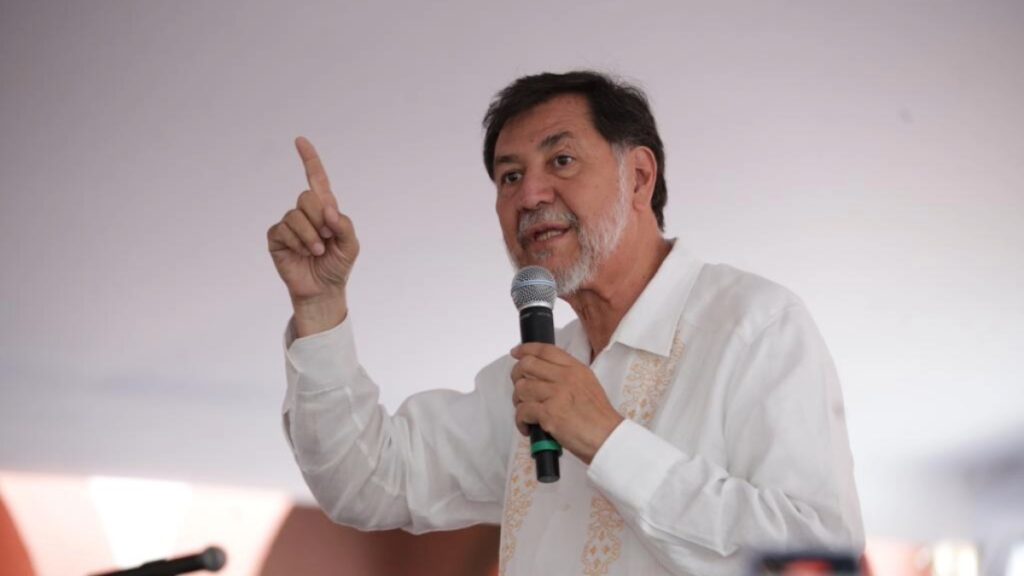 Noroña hará gira tras dejar su aspiración