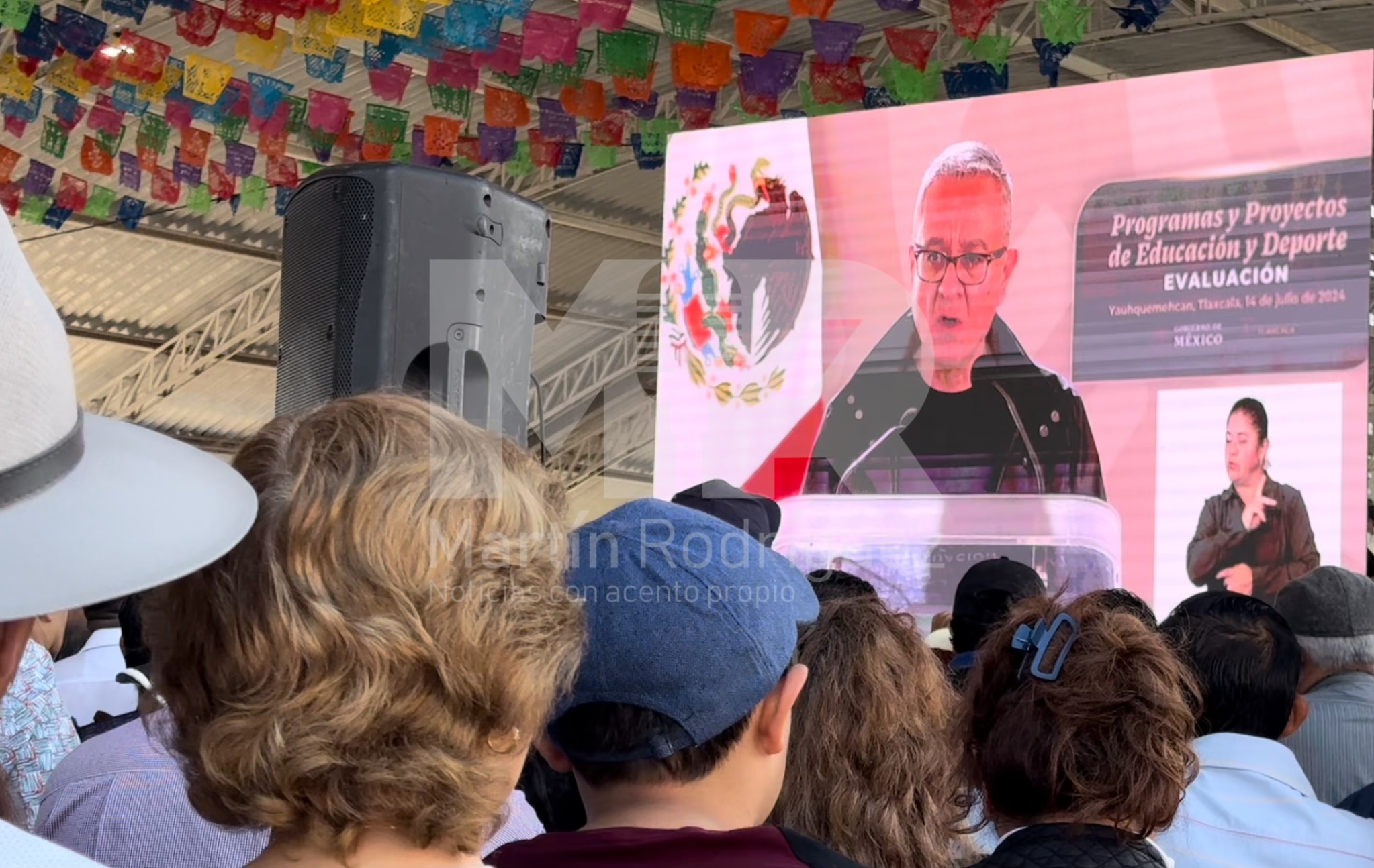 Vecinos de Yauhquemecan vitorearon al funcionario federal cuando durante su discurso hizo alusión a sus "paisanos" y agradeció lo hecho por López Obrador en beneficio de los tlaxcaltecas.
