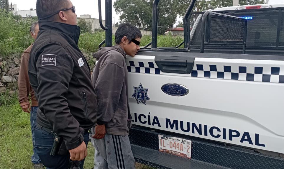 Detienen a joven ladrón de tubos de cobre en Totolac