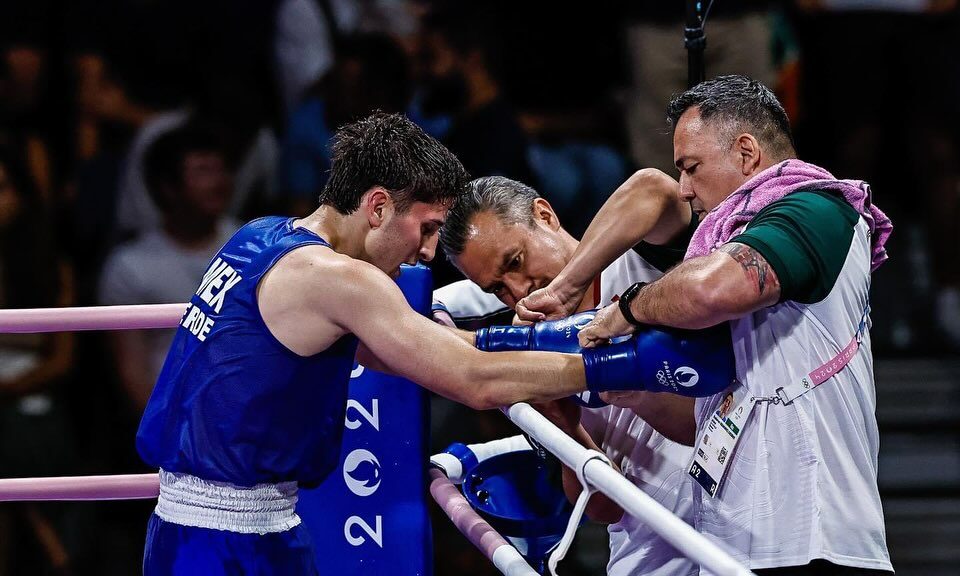 ¡Boxeo Asegura medalla! Marco Verde avanza a Semifinales