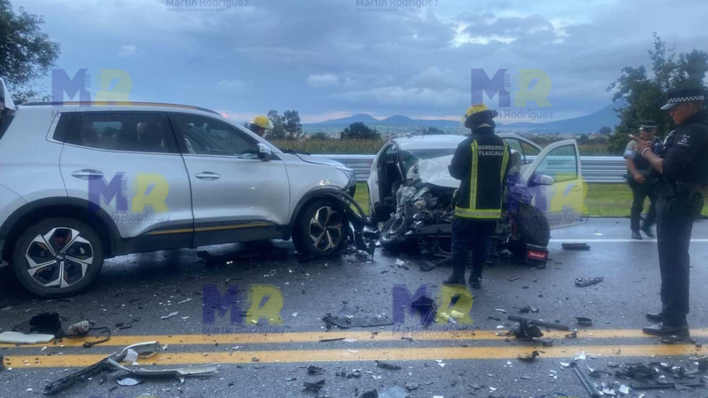 Activista y abogado poblano muere junto a su compañera en fatal choque automovilístico en la Amozoc-Perote zona Ixtenco