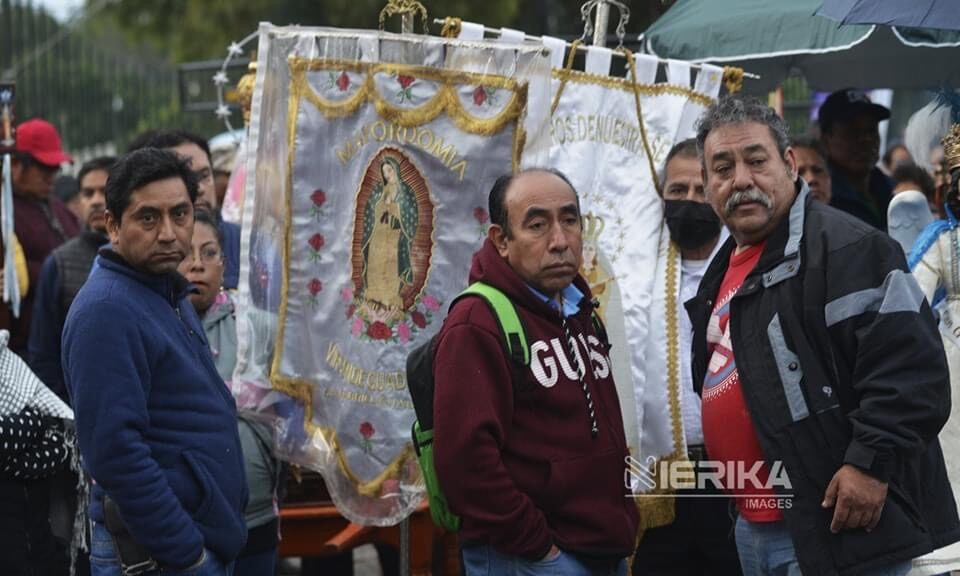 Feligreses tlaxcaltecas reciben la reliquia de San Judas Tadeo