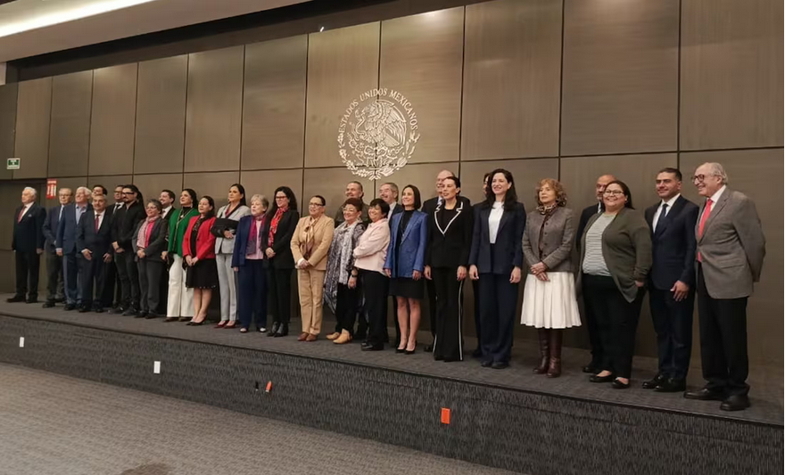 Transición de gobierno será tersa y transparente, ofrecen gobiernos entrante y saliente