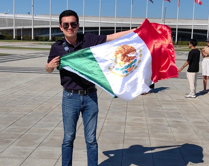 Estudiante de Cipol UATx compite en la IV Olimpiada Internacional de Seguridad Financiera, en Rusia