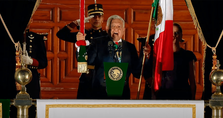 “Adiós, México”. “¡Que muera la corrupción y la avaricia!”, dice AMLO en su último Grito histórico.
