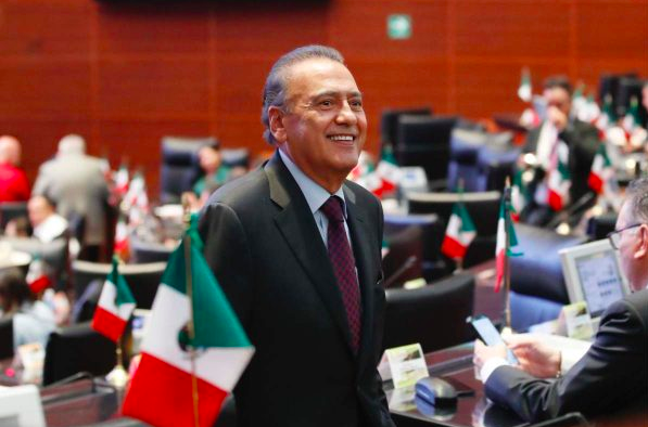 Manlio Fabio Beltrones se separa del PRI tras aval a reelección de Alejandro Moreno