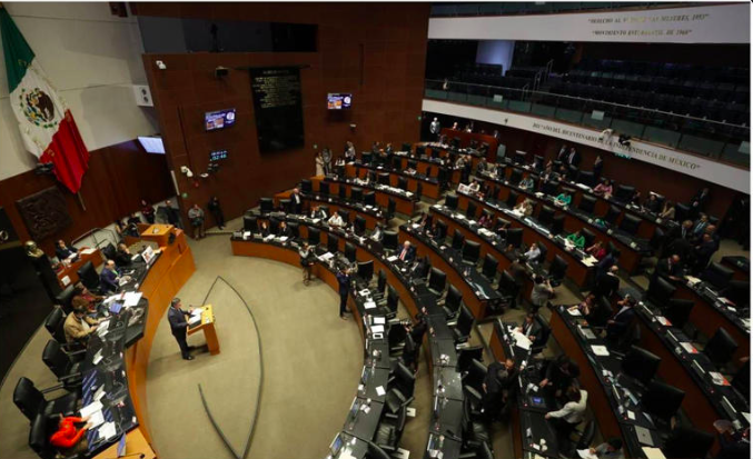 Senado aprueba en fast track “supremacía constitucional”; hará intocables reformas de Morena frente a la Corte