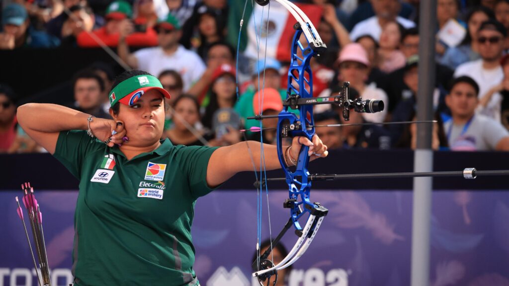 GANA ORO COLOMBIANA SARA LÓPEZ EN ARCO COMPUESTO FEMENIL