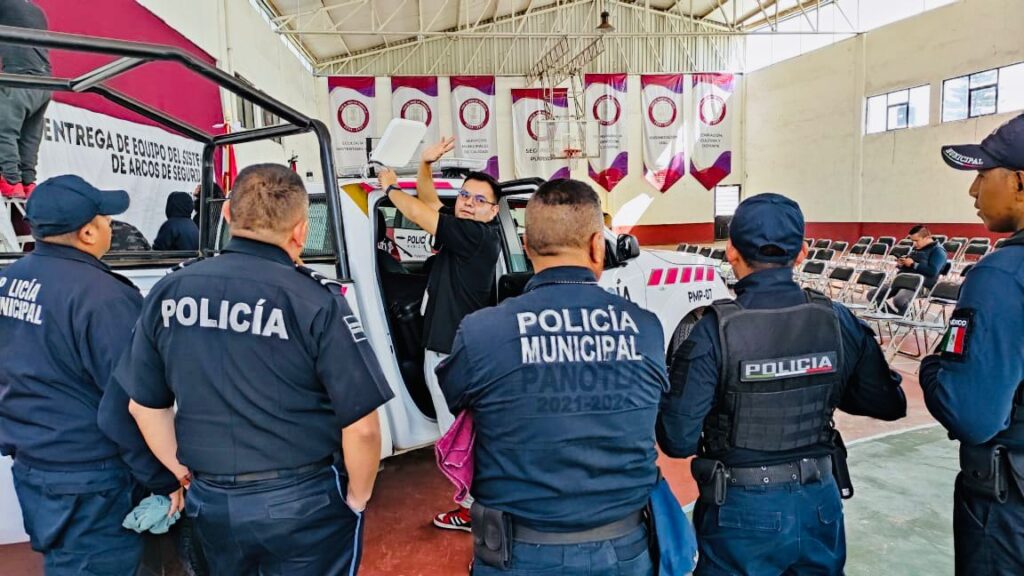ENTREGA SESESP EQUIPO TECNOLÓGICO A MUNICIPIOS PARA COMBATIR EL ROBO DE VEHÍCULOS