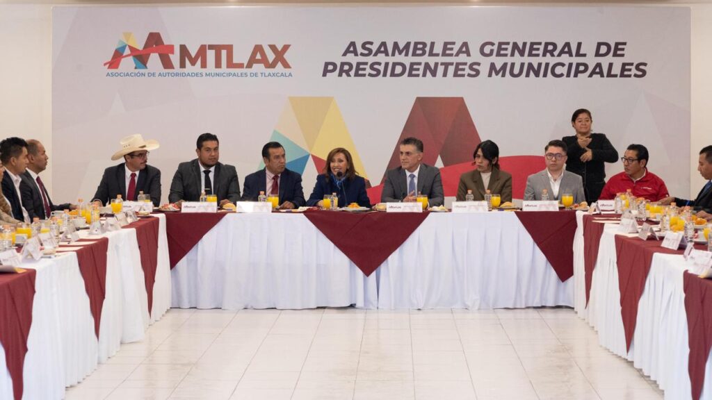 UNAMOS FUERZAS POR EL BIENESTAR DE LOS MUNICIPIOS: GOBERNADORA LORENA CUÉLLAR