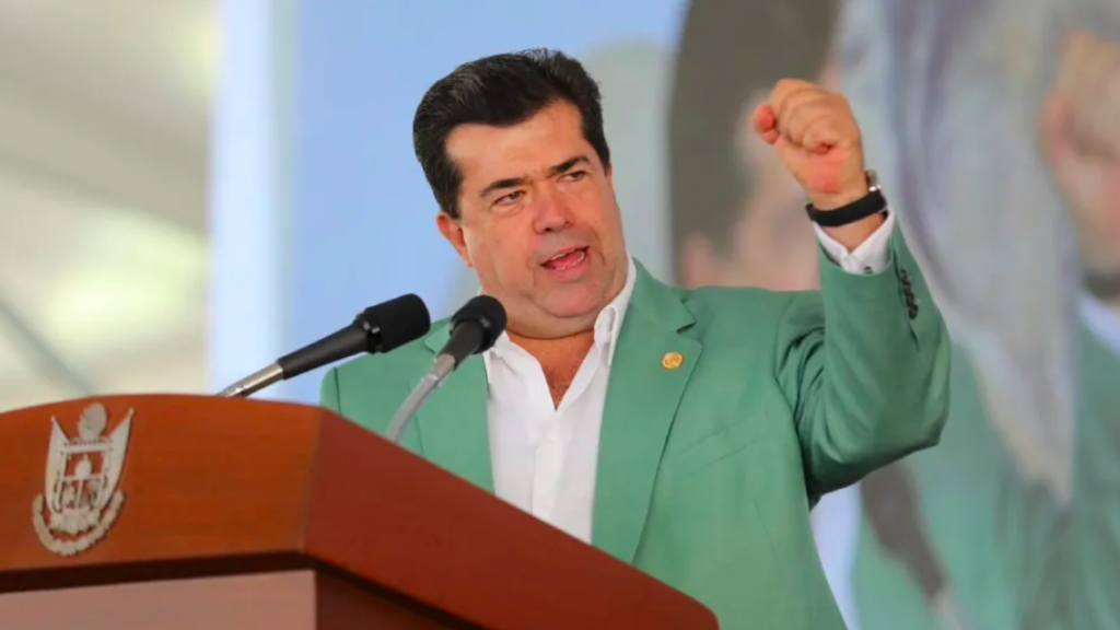 Haces es acusado por PRI y PAN de haber falseado su voto en reforma de impugnabilidad