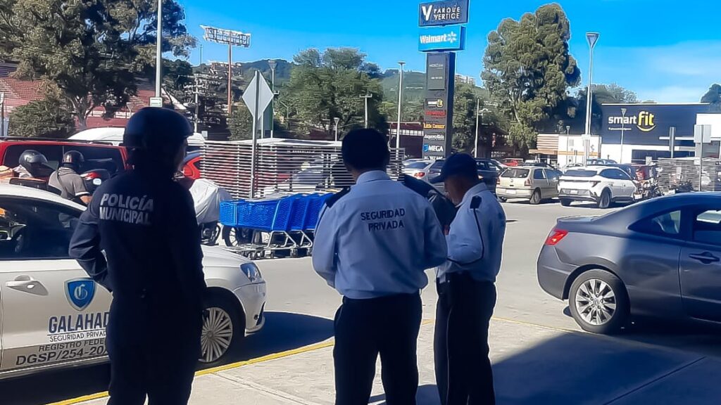 Refuerza Policía Municipal de Tlaxcala de Xicohténcatl vigilancia en plazas comerciales por el “Buen Fin”