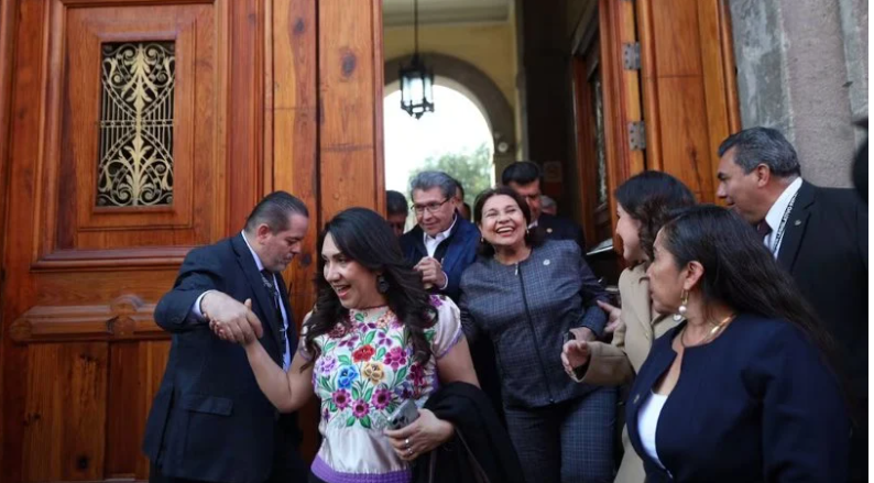 Legisladores de la 4T cierran filas con Sheinbaum; acusan pretensión injerencista de Ken Salazar