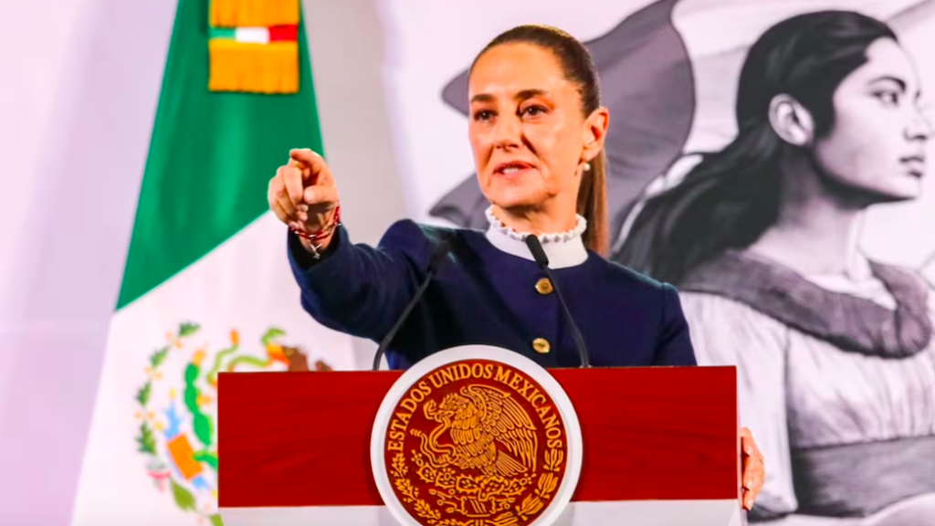 Sheinbaum reacciona a anuncio de salida de Elektra de la BMV; “todos tenemos que pagar impuestos”