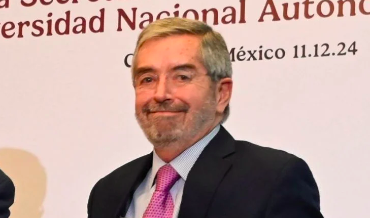 El canciller Juan Ramón de la Fuente pide ética a los trabajadores del servicio diplomático