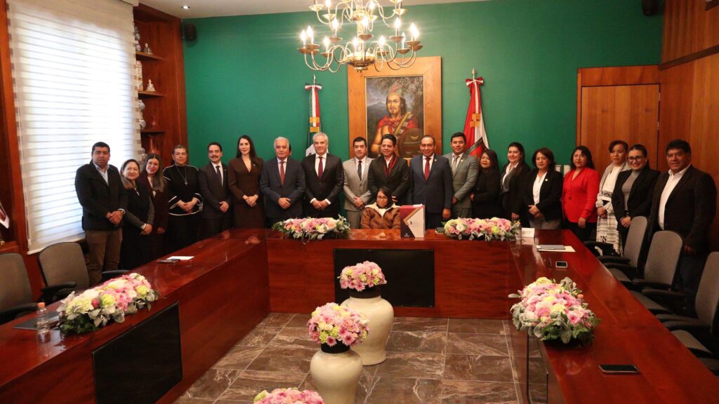 Recibe Congreso de Tlaxcala Tercer Informe de Gobierno