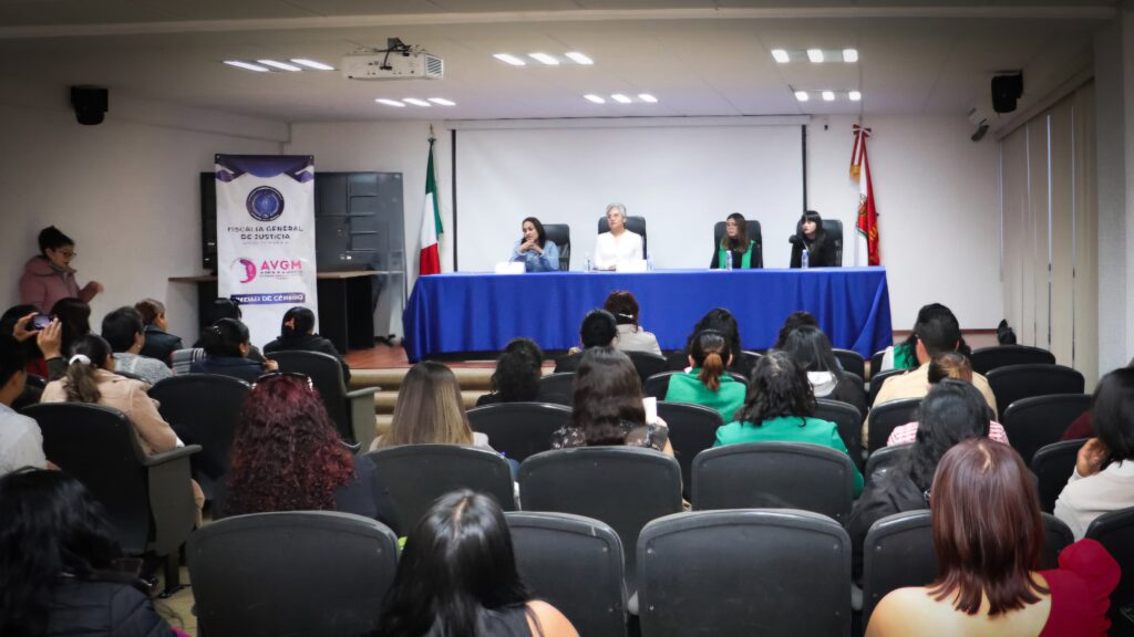IMPARTE FGJE CONFERENCIA “PRIMEROS AUXILIOS PSICOLÓGICOS PARA LA ATENCIÓN A VÍCTIMAS DE VIOLENCIA”