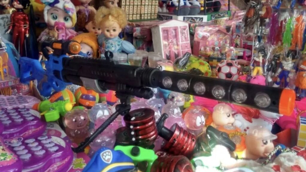 Gobernación exhorta a regalar juguetes lúdicos y no bélicos