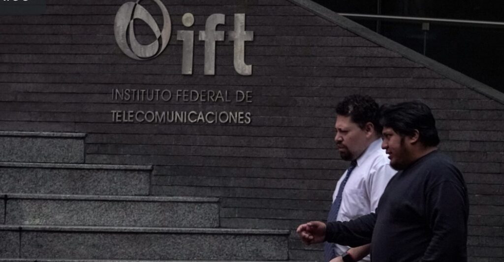 El IFT regaló concesiones antes de cerrar: Sheinbaum; “no van a proceder”, advierte