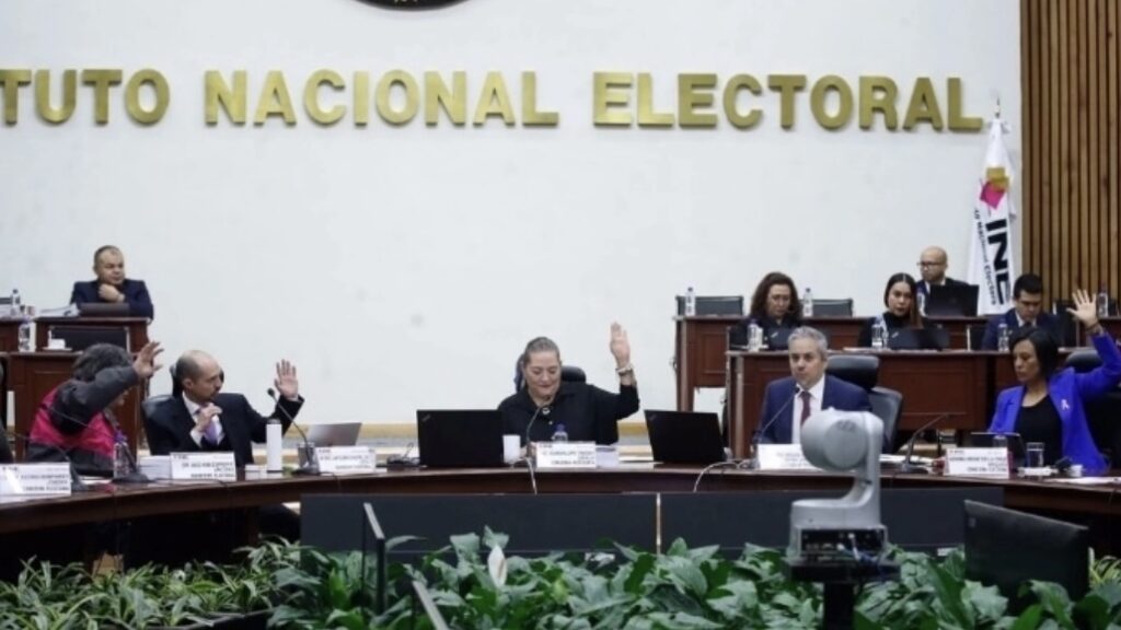 Aprueba Junta General de INE nuevo ajuste al presupuesto para elección judicial