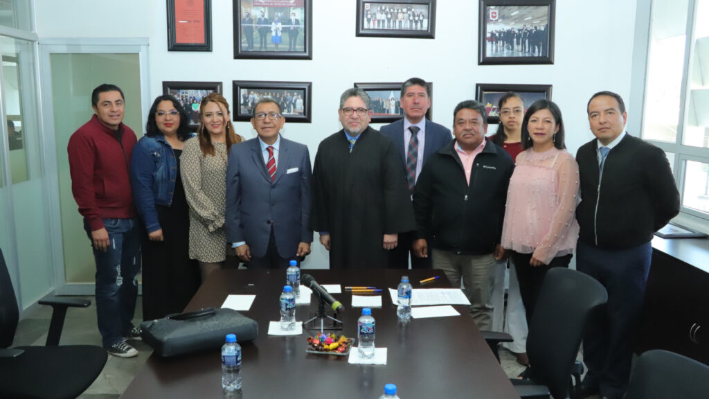 Acuerdan la UATx y STEIESET  la revisión contractual