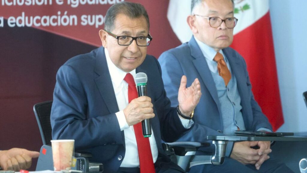 Nombran al Rector de la UATx  como Presidente de la Comisión de Educación Inicial de ANUIES