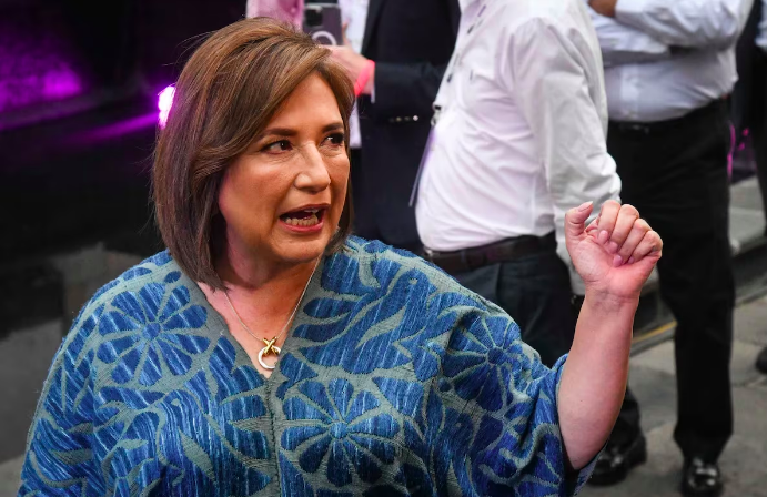 Xóchitl ENFURECE contra morenista por llamarla ‘excandidata del PRIAN’: ‘¡Ya párale!’