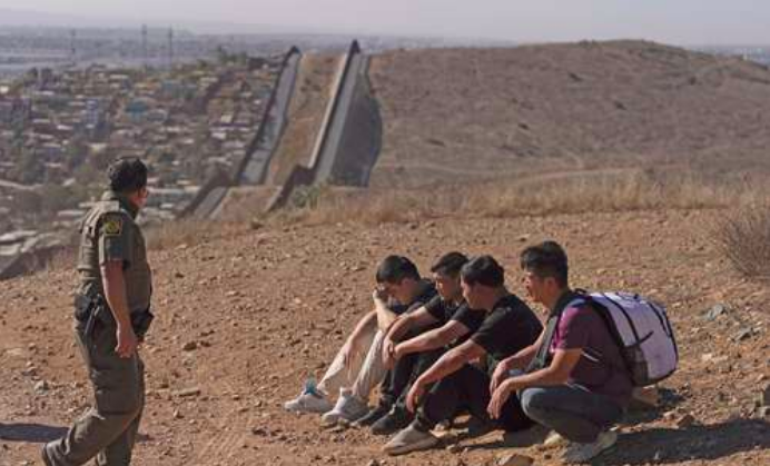 Expulsa EU a casi 200 migrantes por BC y Chihuahua en dos días