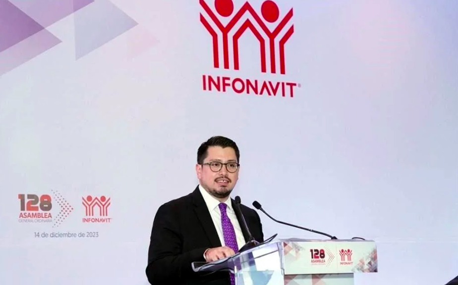 Expone Carlos Martínez corrupción de Peña Nieto en el Infonavit