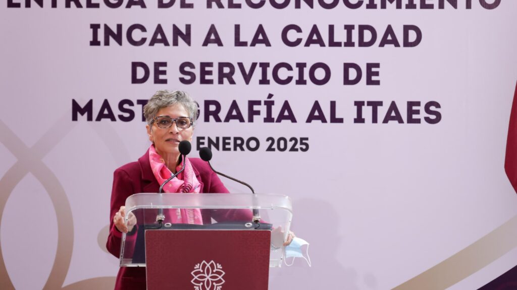 INSTITUTO NACIONAL DE CANCEROLOGÍA OTORGA RECONOCIMIENTO A LORENA CUÉLLAR POR CALIDAD DEL SERVICIO DE MASTOGRAFÍA EN EL ITAES
