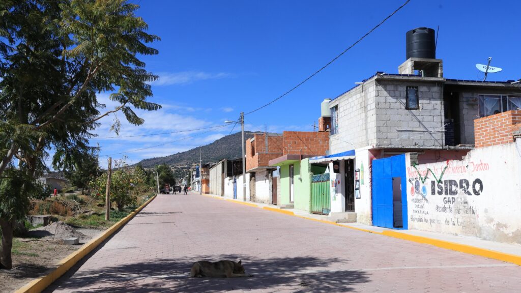 ENTREGA GOBERNADORA OBRAS DE INFRAESTRUCTURA URBANA EN TETLA DE LA SOLIDARIDAD