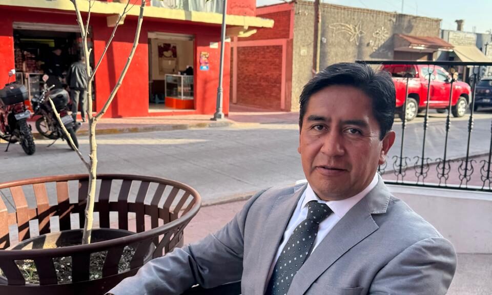 Llega Javier Solís a la Capach en Chiautempan; no habrá cambios en tarifas, anticipa