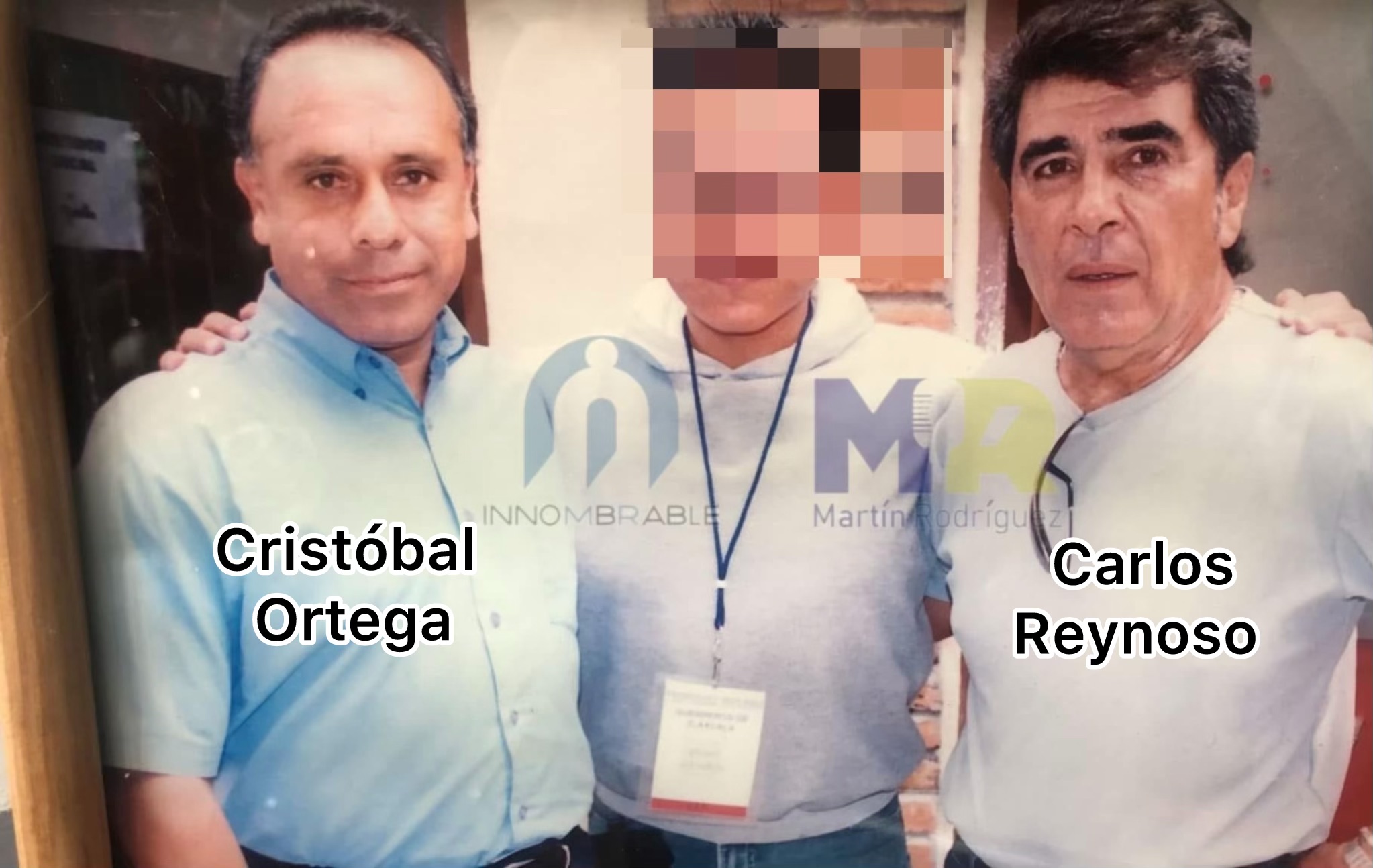 En la gráfica Cristóbal Ortega y Carlos Reynoso al concluir el partido celebrado en el estadio Tlahuicole; Ortega dirigía a la escuadra tlaxcalteca, mientras que Reynoso venía con los panzas verdes del León.