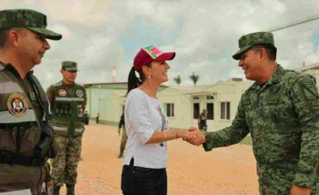 Aumento salarial a los militares por su lealtad, anuncia la Presidenta