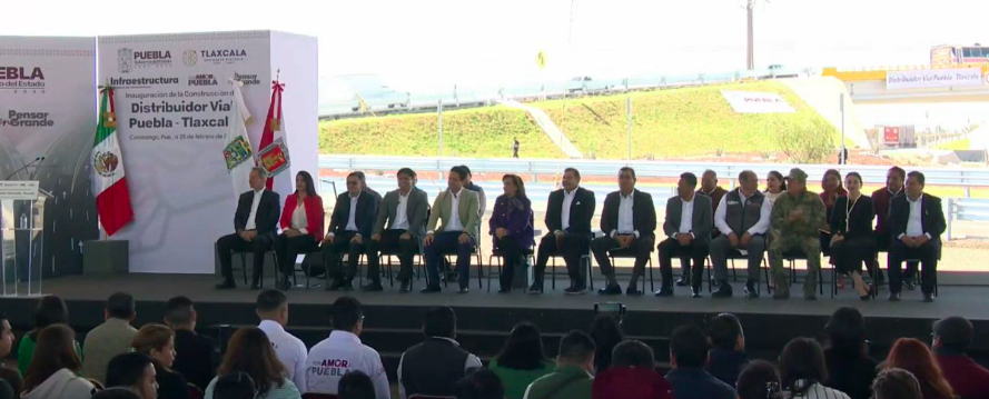 Inauguran Lorena Cuéllar y Alejandro Armenta distribuidor vial Puebla-Tlaxcala