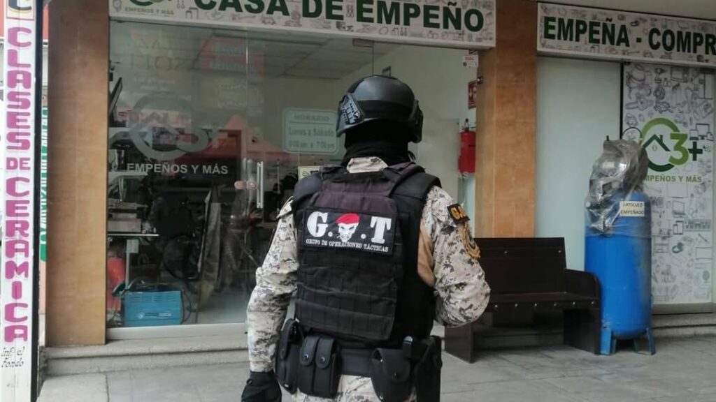 Si vas a retirar efectivo, solicita acompañamiento policial en Chiautempan al 2462962894