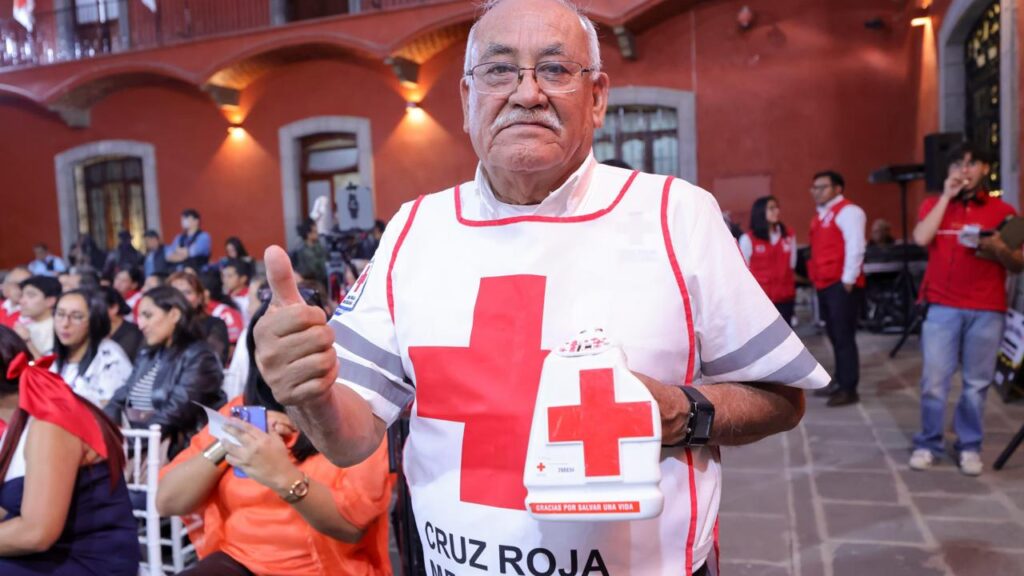 ARRANCA COLECTA ANUAL DE CRUZ ROJA EN TLAXCALA; GOBERNADORA ENTREGA DE AMBULANCIA