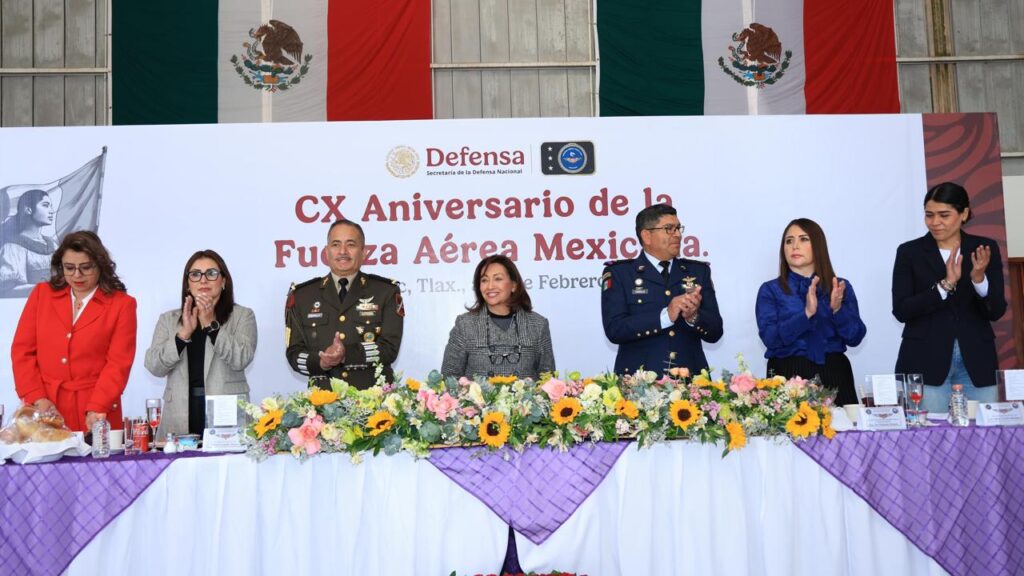 CELEBRAN EL 110 ANIVERSARIO DE LA FUERZA AÉREA MEXICANA EN ATLANGATEPEC