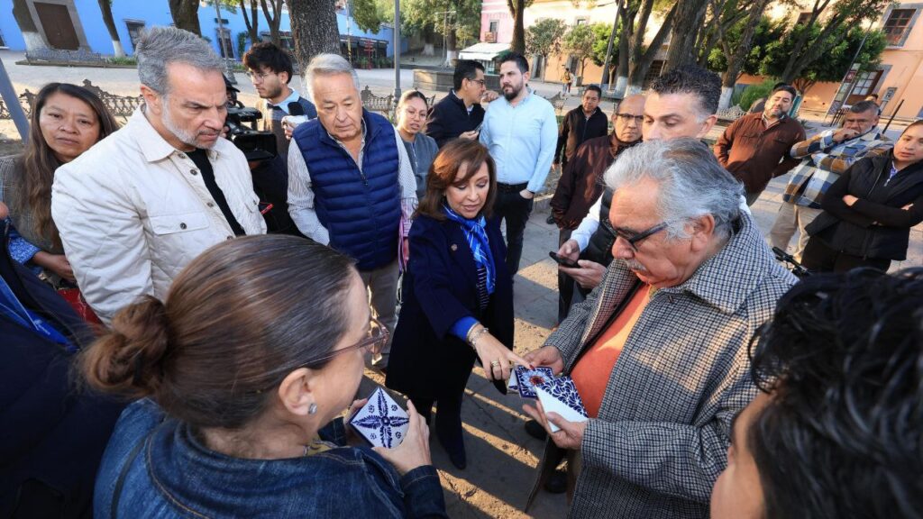 RECORRE GOBERNADORA CAPITAL DE TLAXCALA PARA DEFINIR PLAN DE MEJORAMIENTO DE FACHADAS
