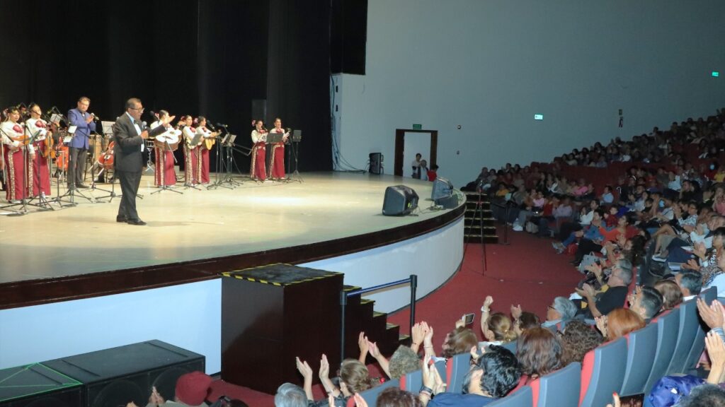 Encabeza Rector de la UATx conmemoración por el Día de la Autonomía Universitaria