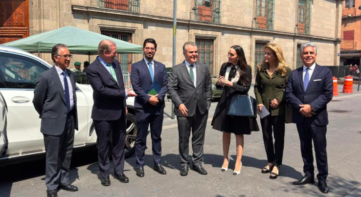 Empresarios hacen “frente común” con Sheinbaum ante embates de Trump