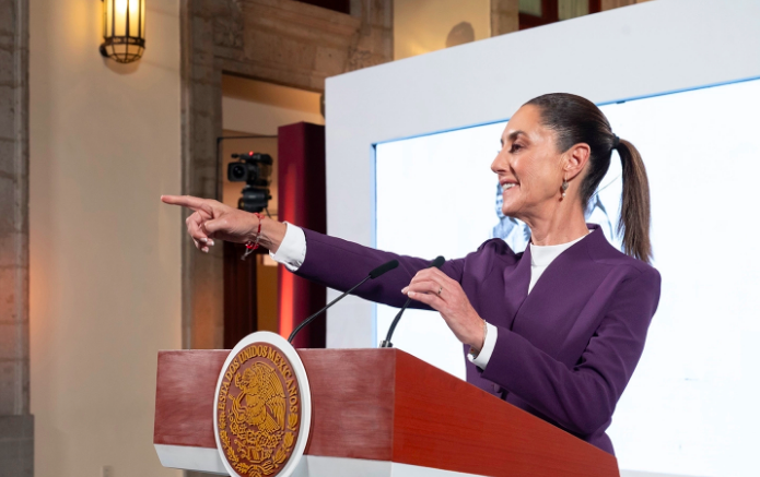 Cambia Sheinbaum horario de la ‘Mañanera’ por llamada con Trump