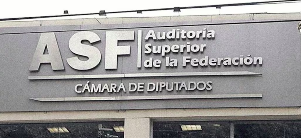 En 2023, sólo 6% de los contratos de municipios fueron licitaciones públicas