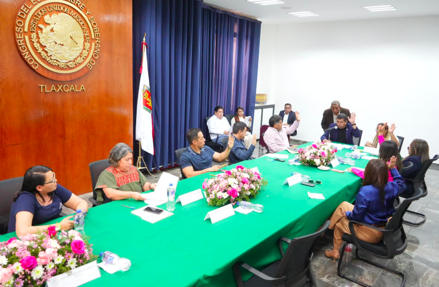 Batean en comisión de puntos comparecencias de la fiscal y del secretario de seguridad