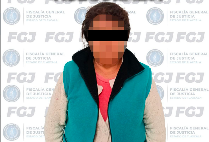 DETIENE FGJE A DOS PERSONAS AL CATEAR UN DOMICILIO EN SAN PABLO DEL MONTE