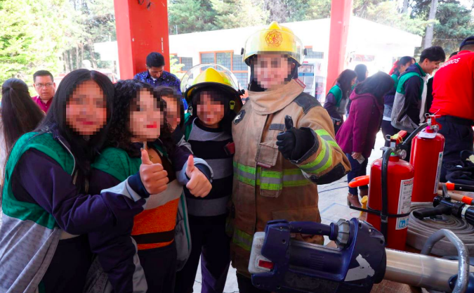 Jóvenes de Chiautempan aprenden a prevenir riesgos en la Feria Juvenil